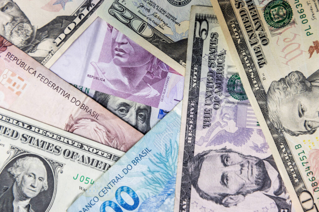 Dólar e Bolsa hoje (29); acompanhe as cotações - 29/05/2025 - Mercado