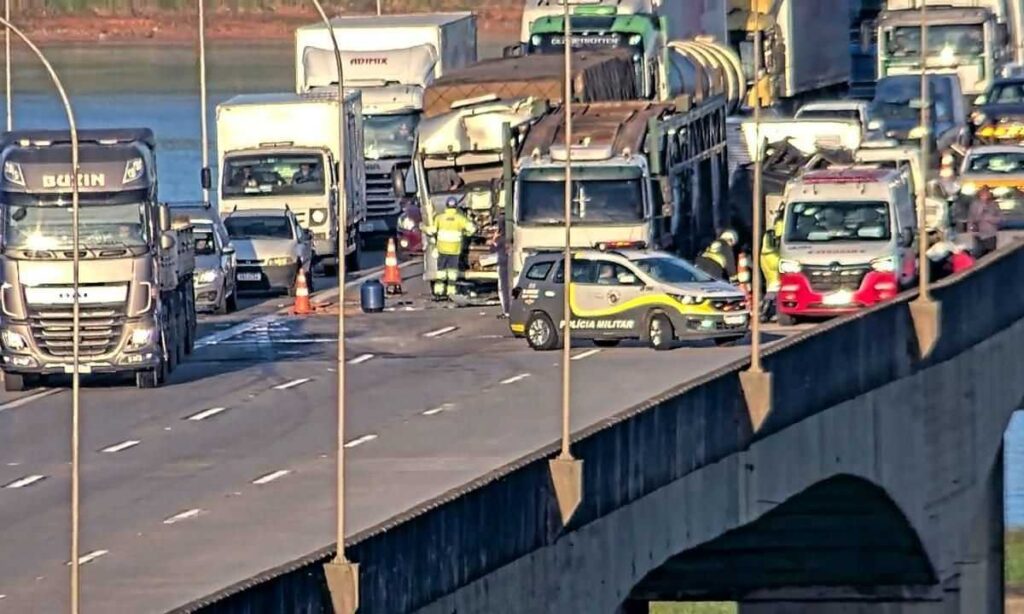 Engavetamento no Rodoanel, em São Bernardo, deixa cinco feridos nesta sexta (30) - 30/05/2025