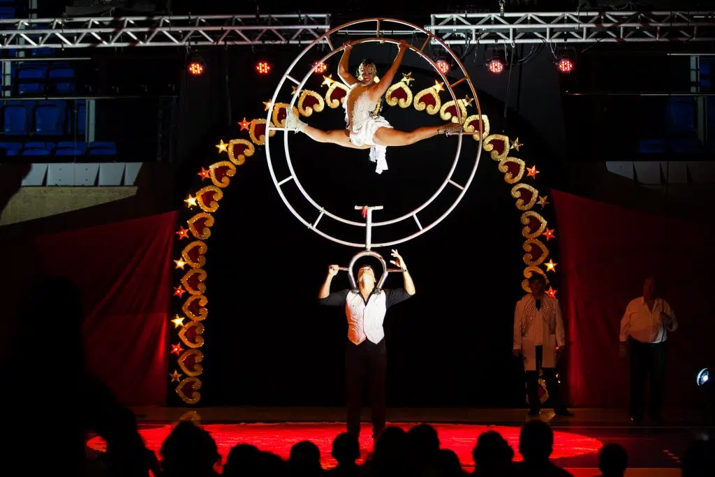 Unicamp cria método para ensinar circo nas escolas