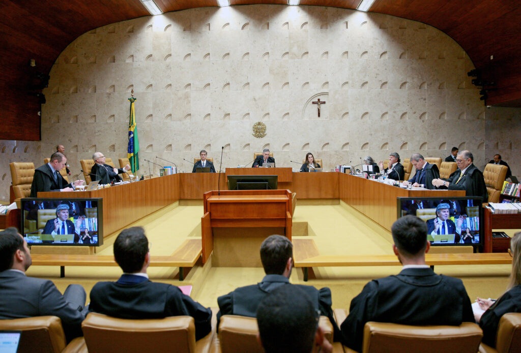 STF forma maioria pela inclusão de PIS e Cofins na base de cálculo da CPRB