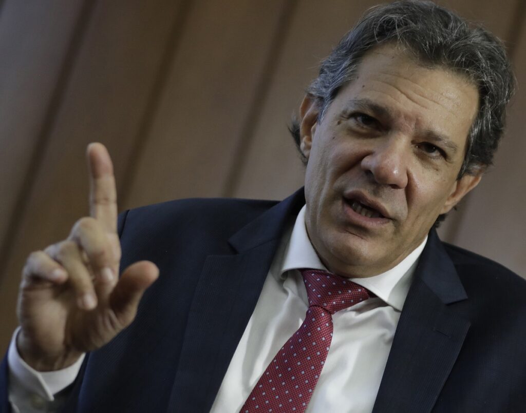 Acordo do IOF prevê aumento de taxação de bets, fim de isenção para LCI e LCA e corte de incentivos | Política