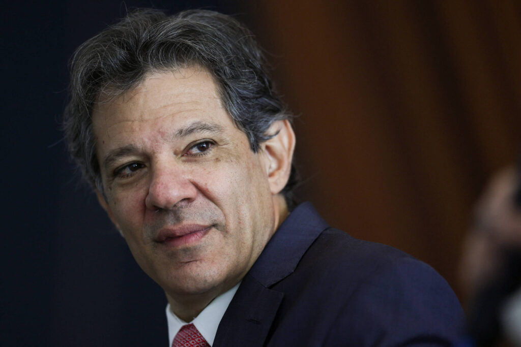 Governo adia para dia 25 pagamento de IOF sobre VGBL - 04/06/2025 - Mercado