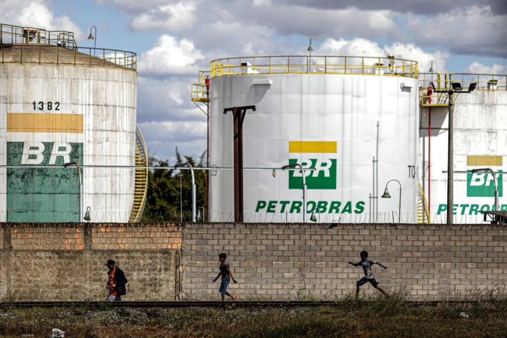 Petrobras diz ter sido citada em ação da Sete Brasil, que atribui R$ 36 bi à causa