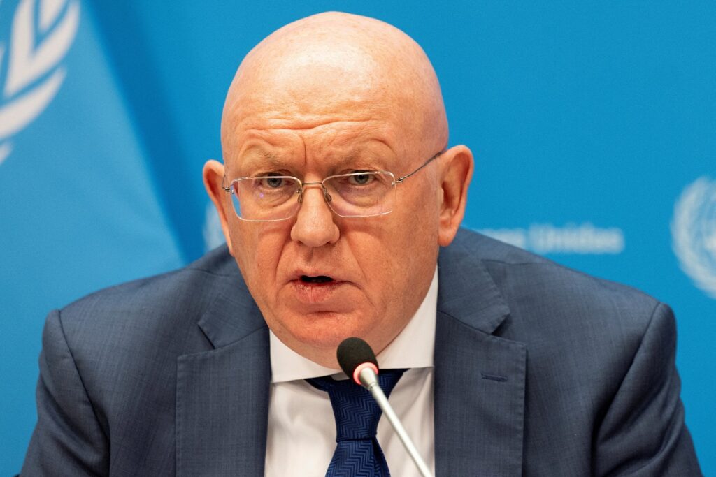 Rússia critica EUA, cobra cessação imediata de ações no Irã e compara crise ao Iraque