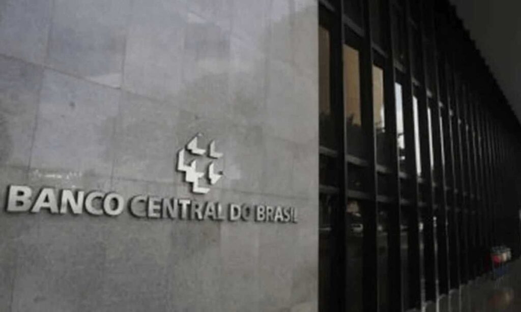 BC: Endividamento das famílias segue estável em 48,9% em abril - 27/06/2025