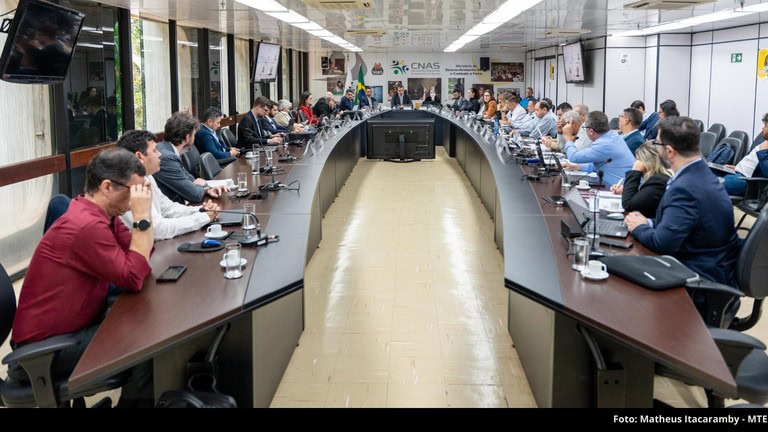 Comissão Tripartite Paritária Permanente define consulta pública para NR 4 – Sistema FENACON