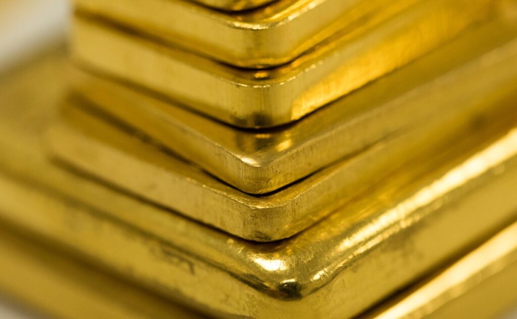 Ouro fecha em queda com apetite ao risco e acordos comerciais | Finanças
