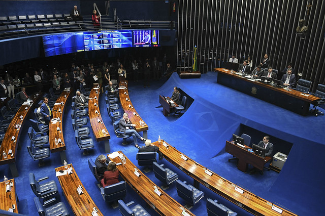 Senado aprova criação de 18 vagas para deputados federais