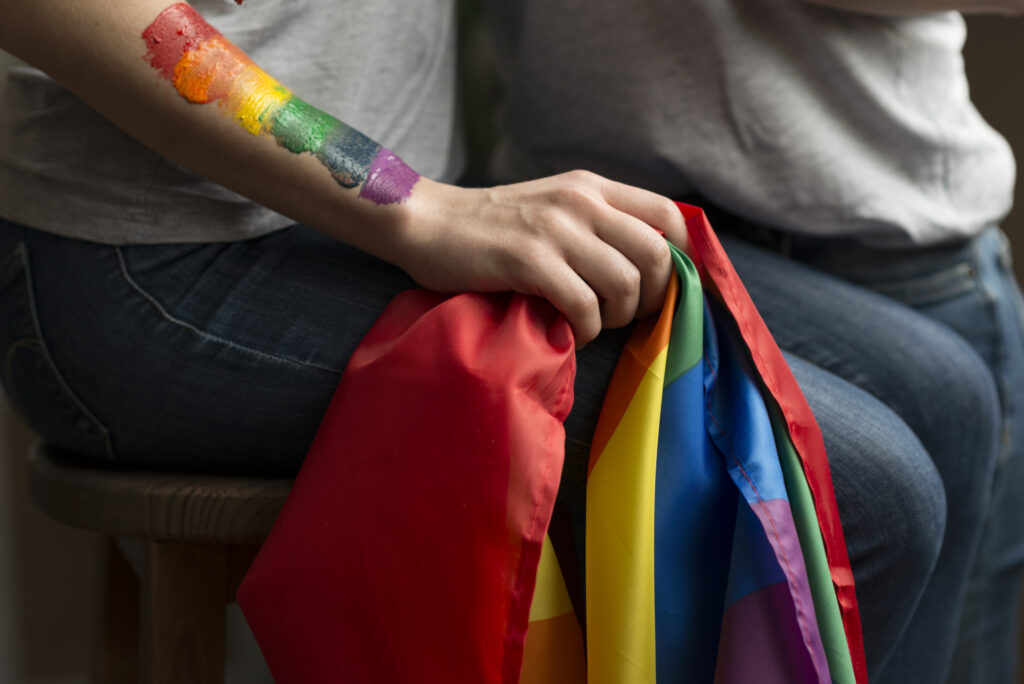 TJ-SP condena professor por perseguir coordenador homossexual