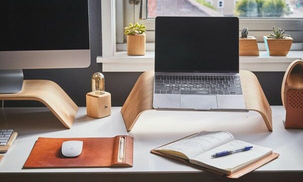 Altos e baixos do home office em um cenário como Brasília