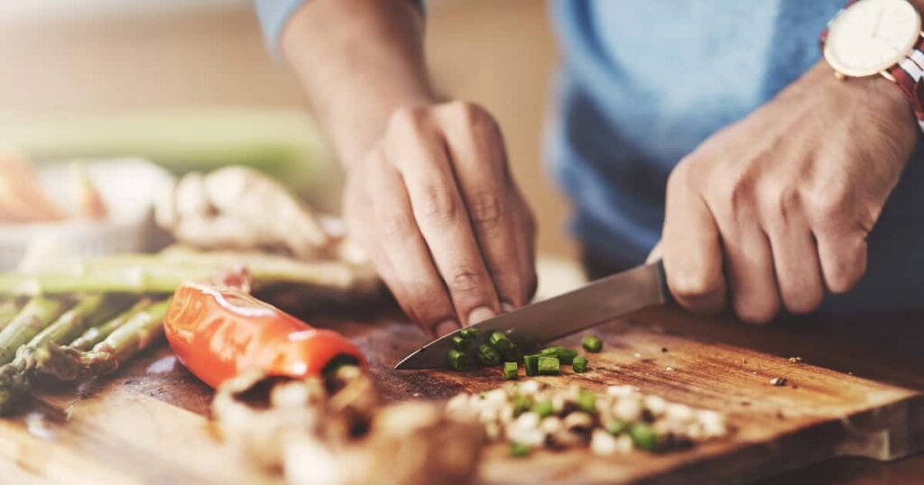 Estudo feito nos EUA revela melhor tábua de corte para a cozinha
