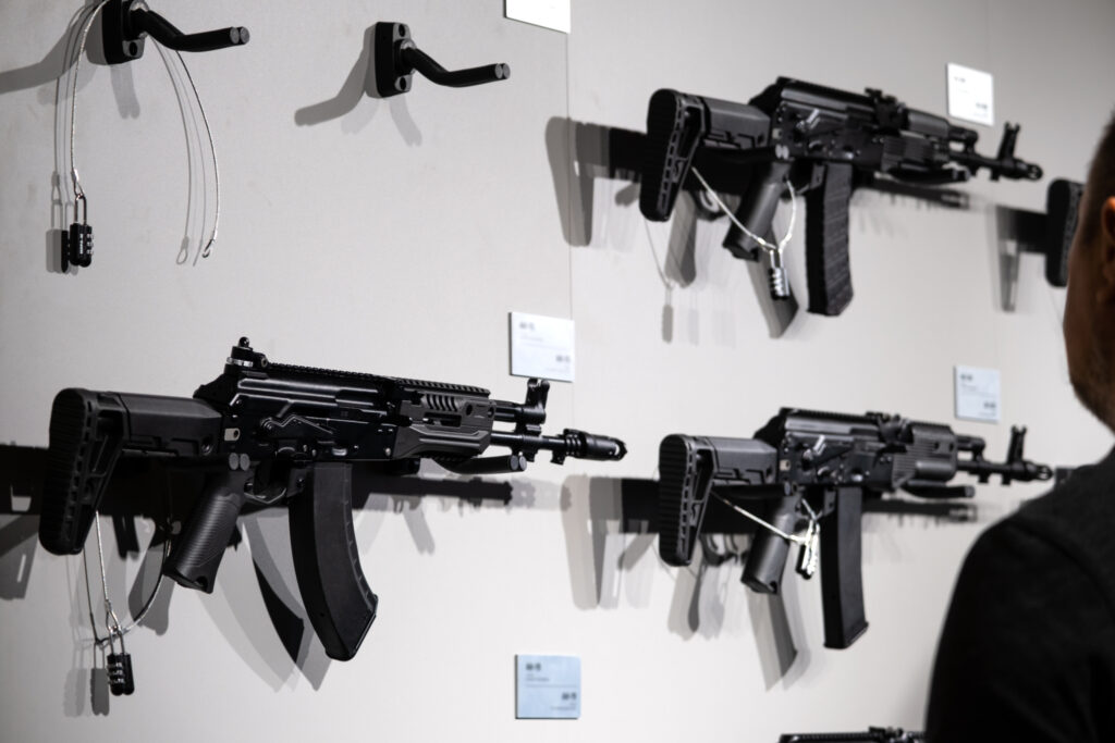 Maioria do STF valida decretos de Lula sobre armas de fogo