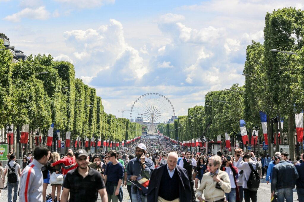 Ataques com agulhas deixam 145 vítimas na França durante a Fête de la Musique