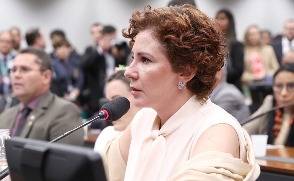 Cidadania italiana dificulta, mas não impede eventual extradição de Zambelli | Política