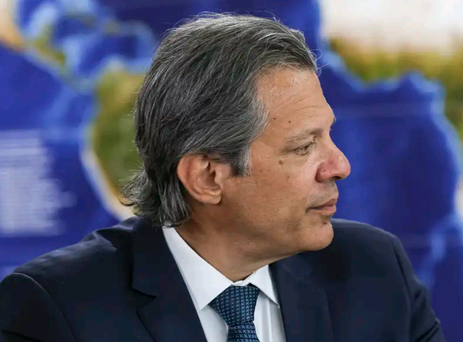 Haddad: Brasil não sairá da mesa de negociação com EUA