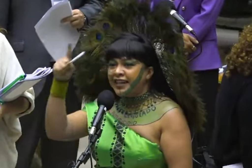 Célia Xakriabá vai acionar Conselho de Ética e Ministério Público contra Kim Kataguiri - 17/07/2025 - Brasília Hoje