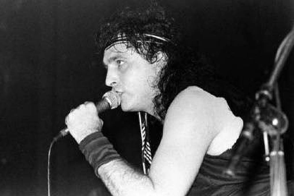 Morre Paul Mario Day, 1º vocalista do Iron Maiden, aos 69 - 29/07/2025 - Ilustrada