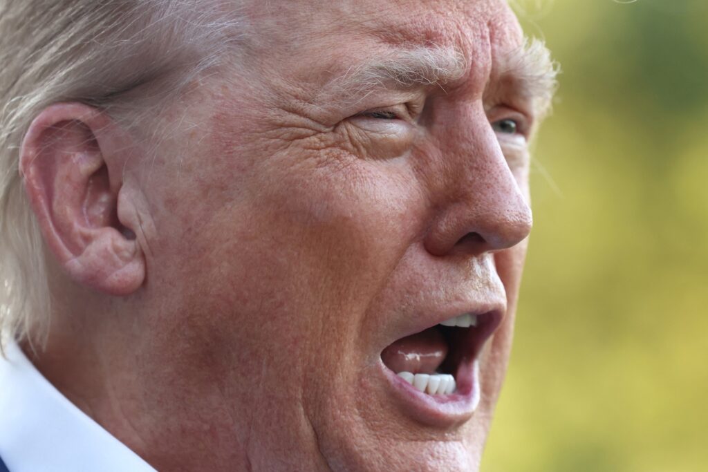 Trump anuncia tarifa de 50% sobre produtos brasileiros