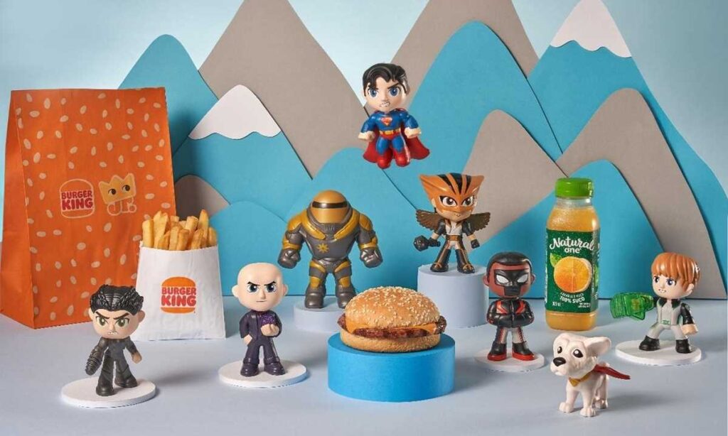 Grande rede de fast-food anuncia colecionáveis do filme Superman, da DC Studios - 03/07/2025