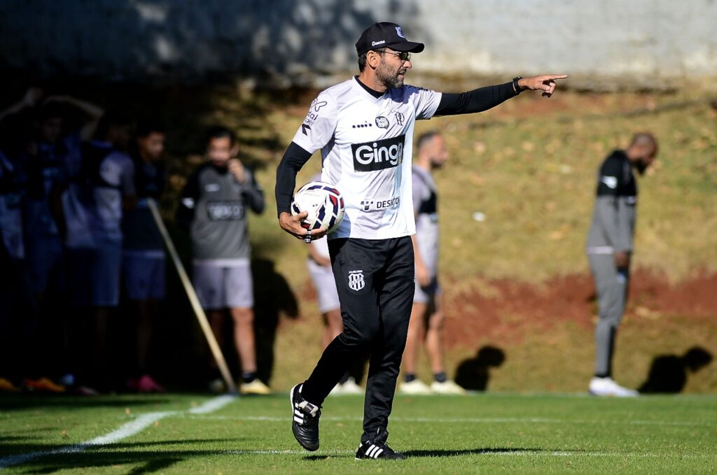 Ponte visita o Caxias em busca da liderança da Série C