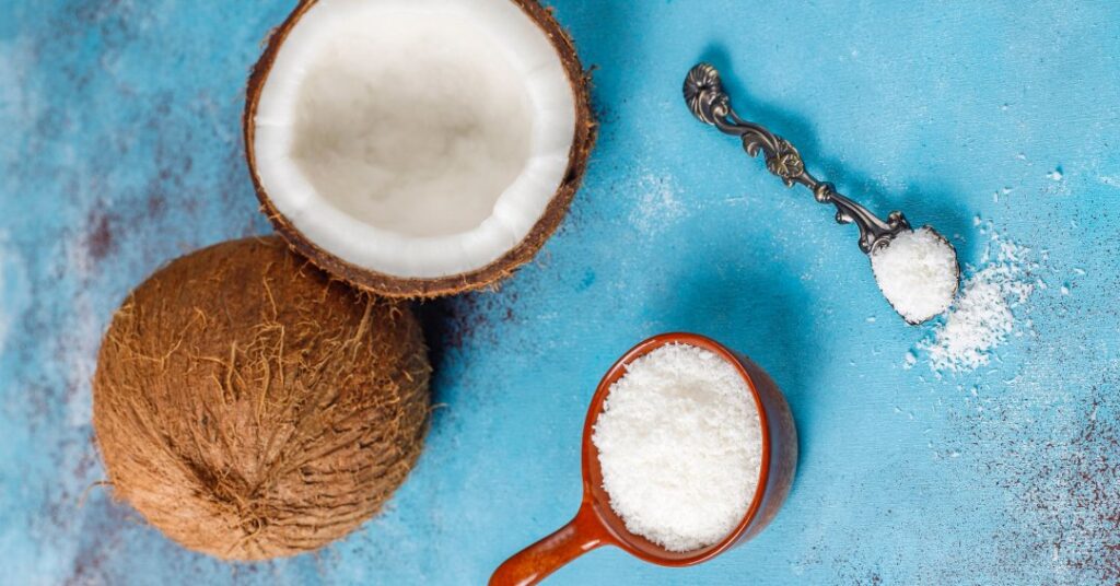 Açúcar de coco: é melhor que açúcar branco e tem menor índice glicêmico? 