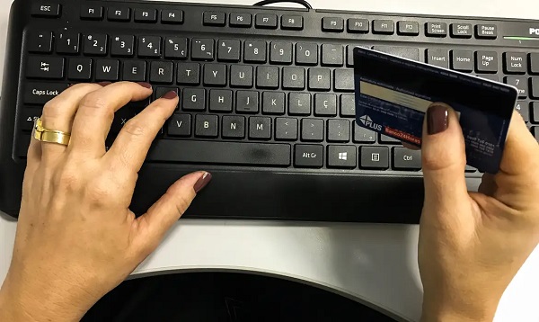 Vendas dos pequenos negócios no comércio eletrônico crescem 76% em três anos – Sistema FENACON