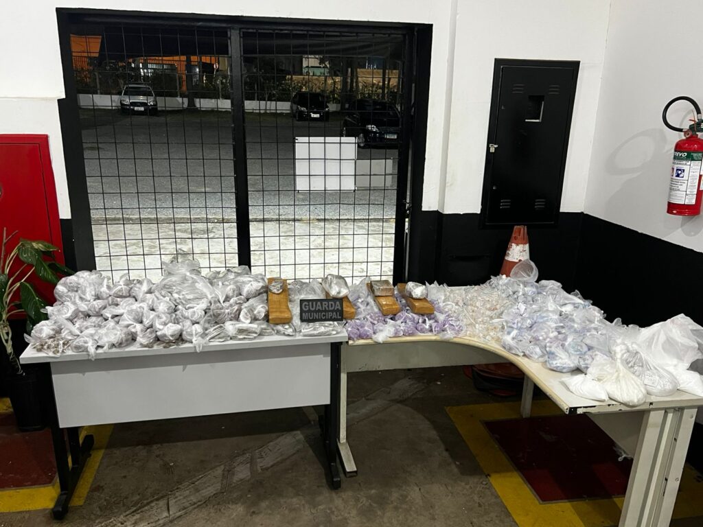 GM apreende 30 kg de drogas em casa no Jardim Santo Antônio