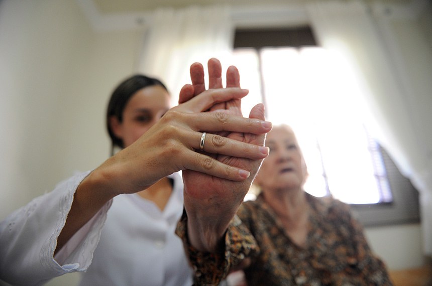 Fibromialgia e aposentadoria por deficiência: a Lei nº 15.176/2025