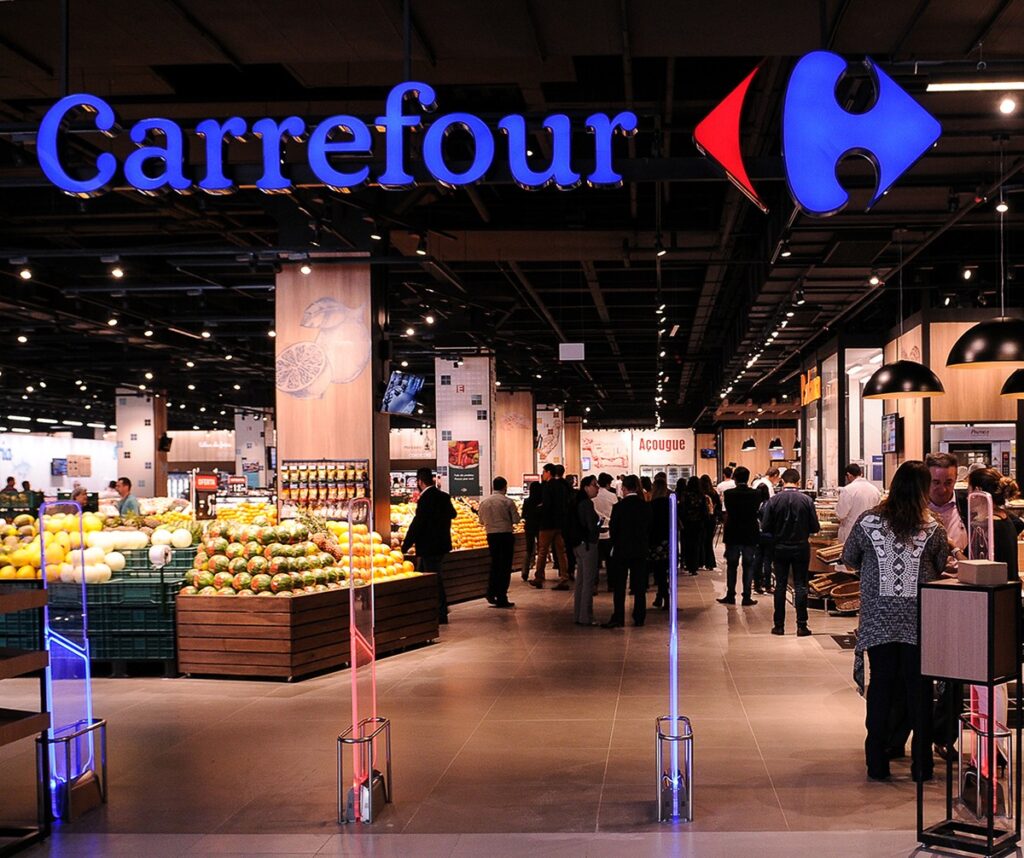 Carrefour venderá operação na Itália e vai propor renovação do mandato do CEO