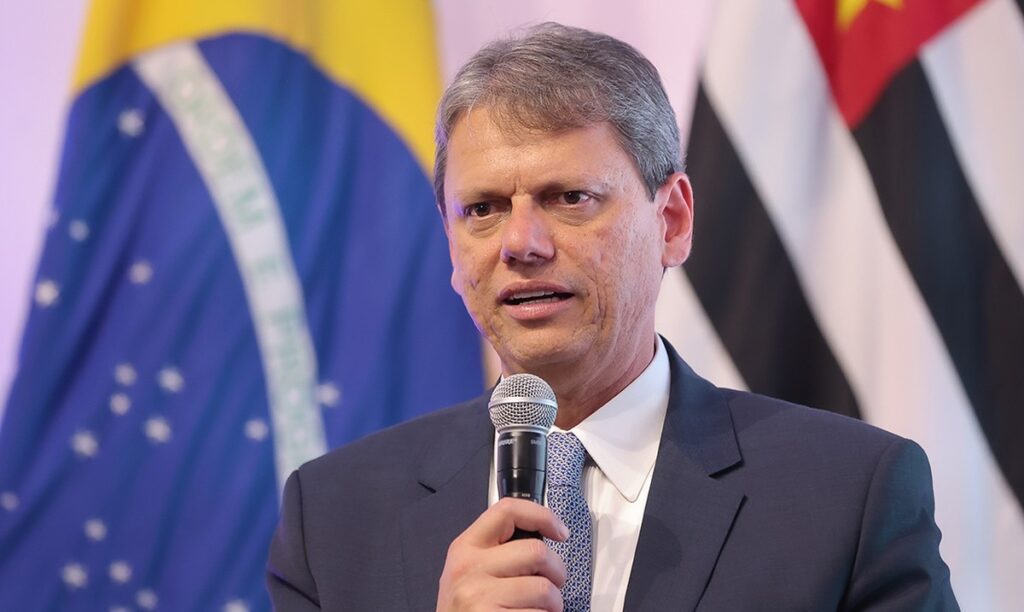 Aliados de Tarcísio veem com cautela alinhamento com Trump e defendem negociação para que EUA recue de tarifaço | Política