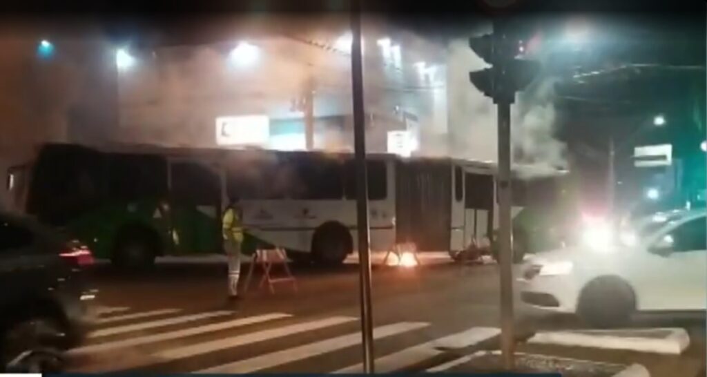 Polícia deflagra operação para combater vandalismo em ônibus