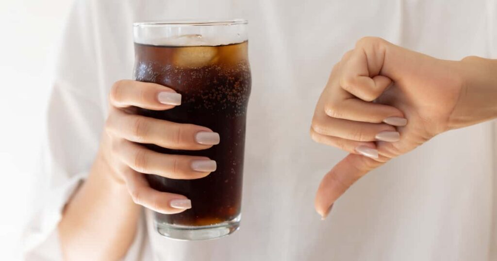 Consumo diário desta bebida eleva o risco de gordura no fígado