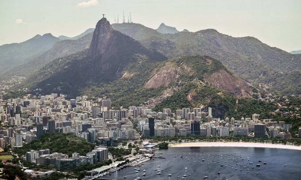 5 dicas para comprar passagens aéreas baratas sem cair em armadilhas