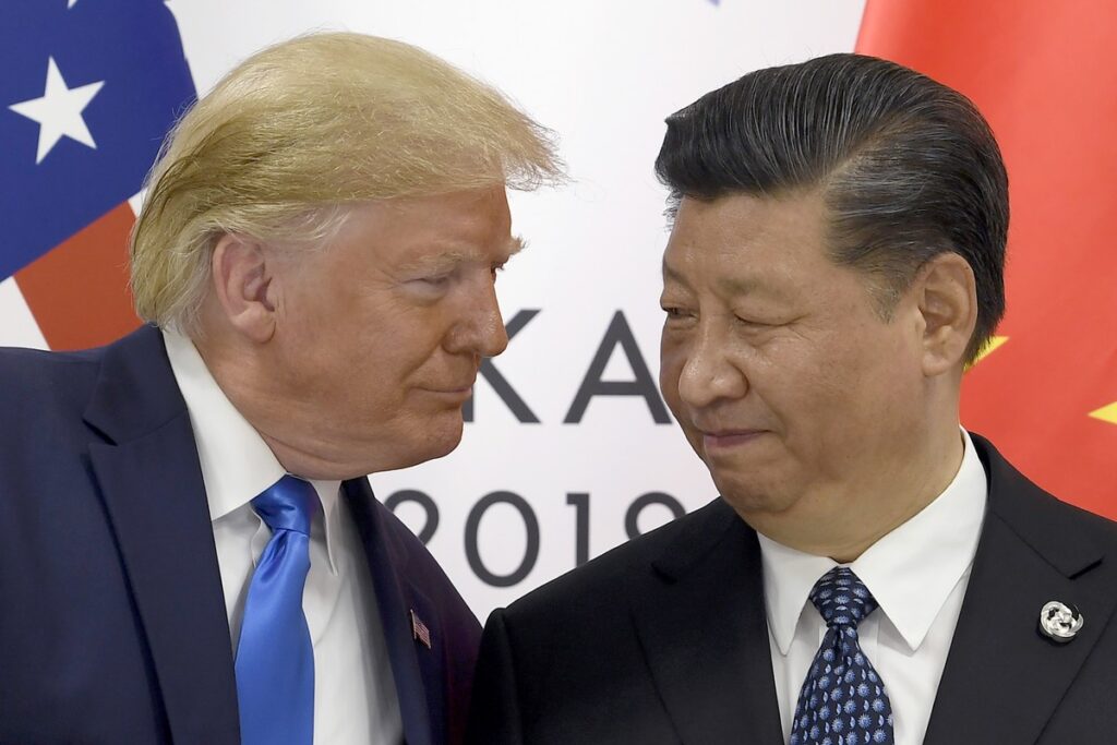 Trump suaviza tom com a China em busca de reunião com Xi e acordo comercial | Mundo