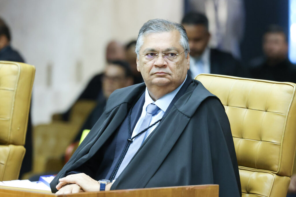 Ministro Flávio Dino reafirma soberania contra sanções unilaterais