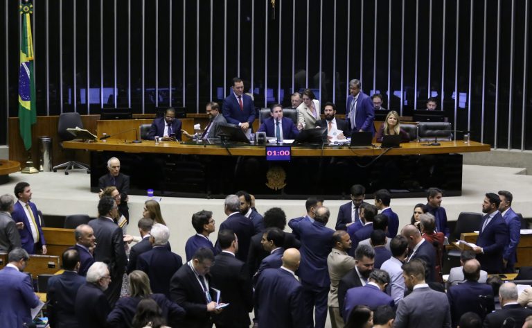Câmara aprova o crime de assédio sexual no Código Penal Militar