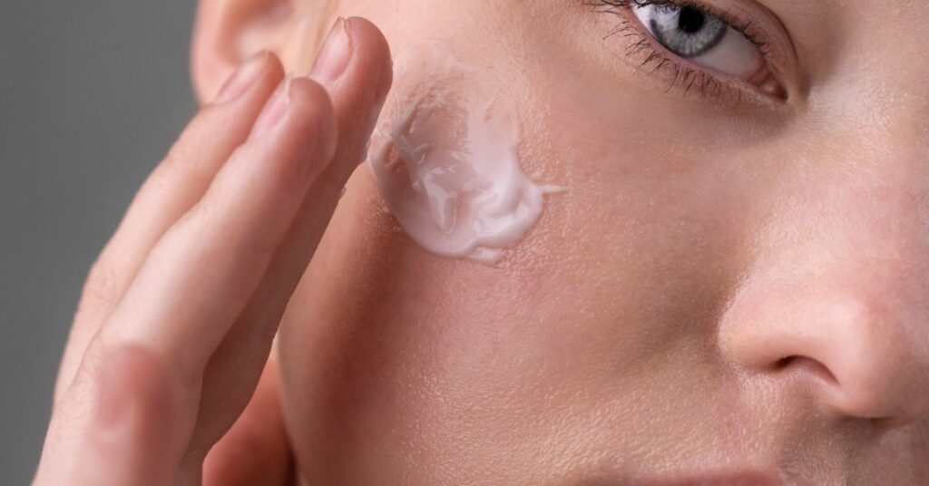 Esqualano: saiba para que serve e como funciona esse cosmético