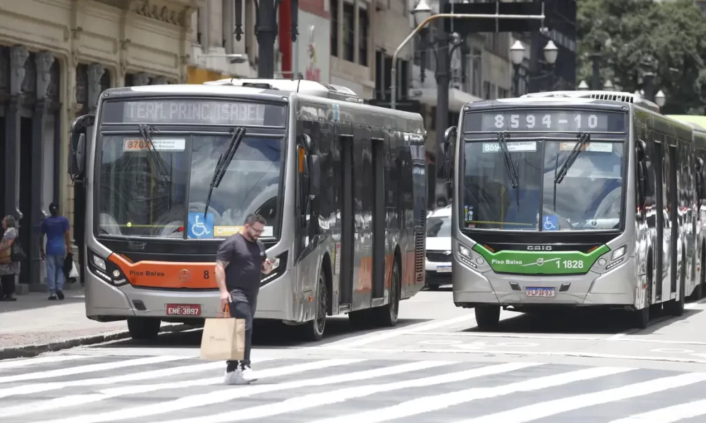 Setor de serviços cresce 0,3% em junho e atinge patamar recorde – Sistema FENACON
