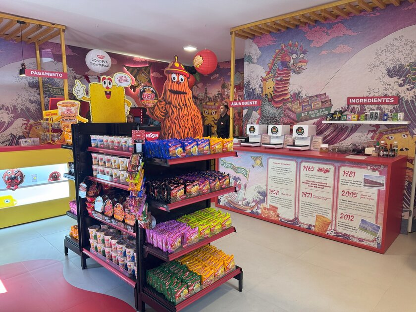 Personalize seus lámens na Miojolândia, a Pop-up da NISSIN que acaba de chegar à Liberdade