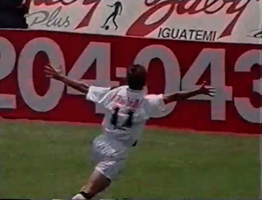 Ponte Preta revive duelo histórico com o Náutico em busca do acesso