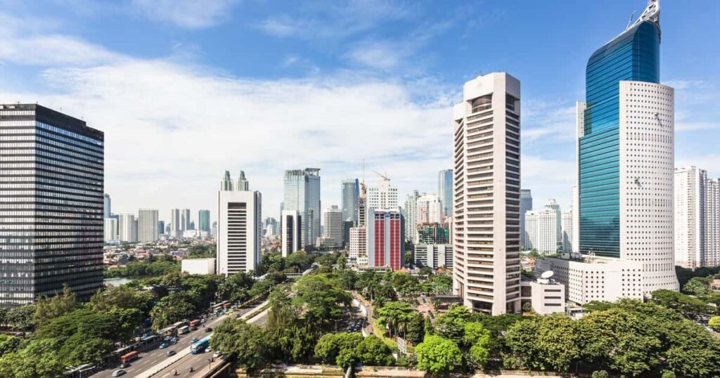 Cidade que mais afunda no mundo em ritmo alarmante pode desaparecer; moradores se mudarão para a floresta