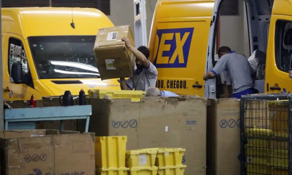 Correios têm prejuízo de R$ 2,64 bilhões no segundo trimestre | Empresas