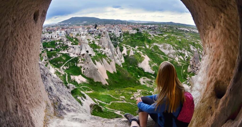 5 destinos seguros para mulheres viajarem sozinhas