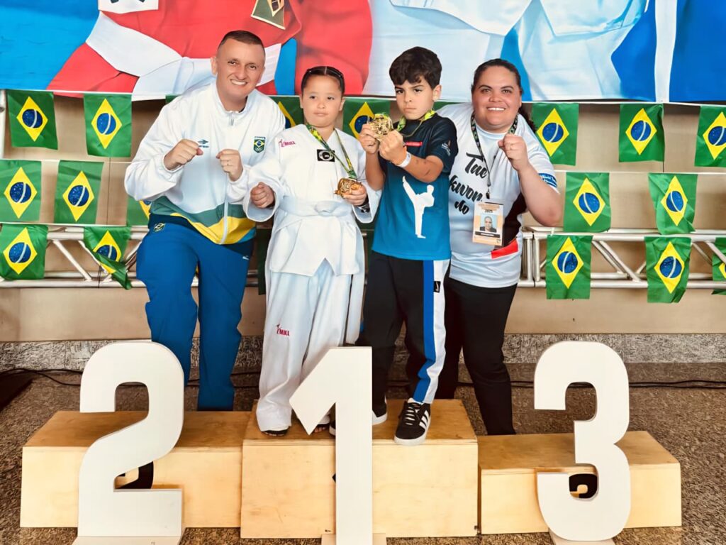 Atletas mirins de Ribeirão Pires conquistam ouro em campeonato internacional de Taekwondo