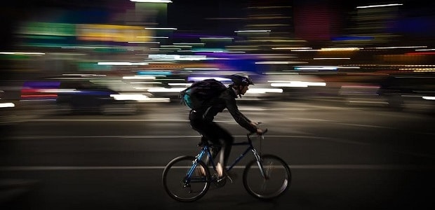 Economia de inovação em risco: o julgamento da 'uberização'