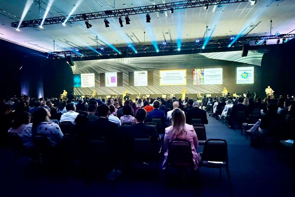 Congresso dsicute vias para modernizar as relações de trabalho