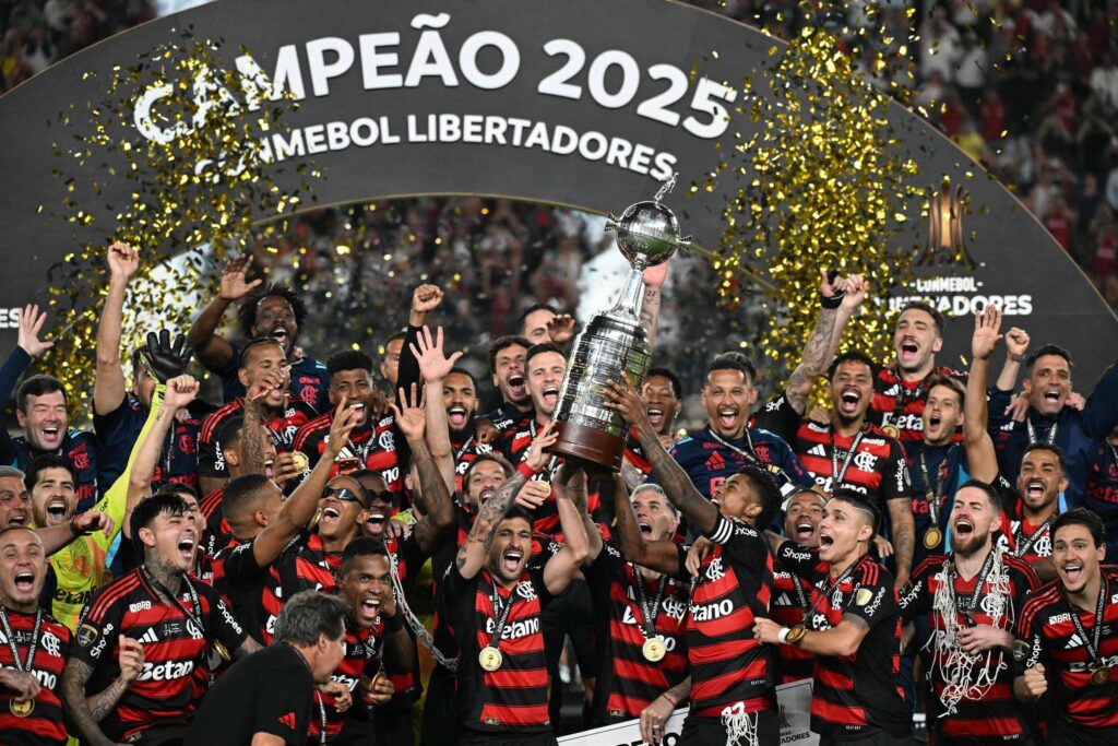 Festa do Flamengo terá desfile em trio elétrico no Rio - 29/11/2025 - Esporte
