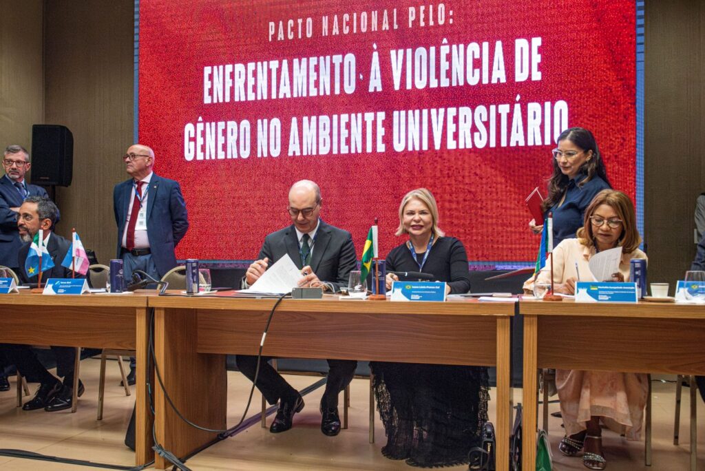 CNMP lança campanha contra violência de gênero nas faculdades