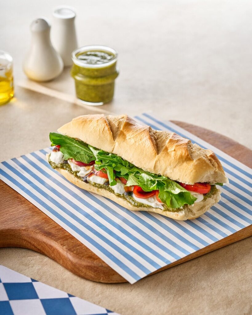 18 restaurantes em São Paulo para celebrar o lanche mais amado do mundo