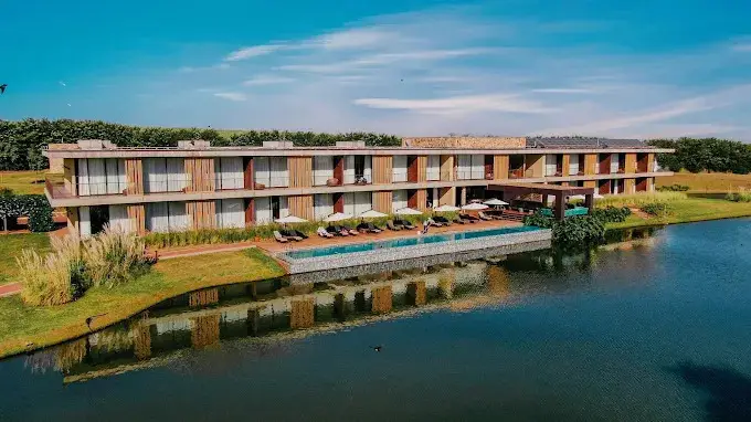 Clara Resort se destaca como um dos principais destinos do Brasil para férias em família